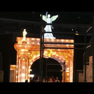 Meet your Posher, Claire